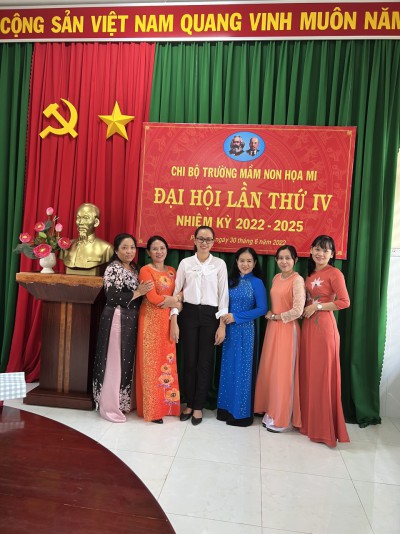 chi bộ mầm non Họa Mi