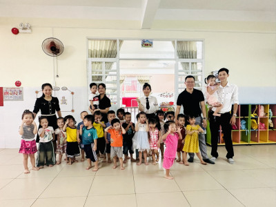 " Một ngày đến lớp cùng con"