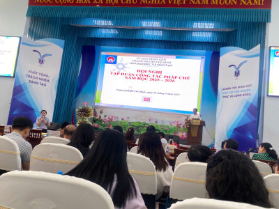 TẬP HUẤN CÔNG TÁC PHÁP CHẾ NĂM HỌC 2025-2026 CHO ĐƠN VỊ TRƯỜNG HỌC