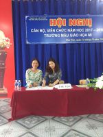 Đoàn Chủ Tịch ký cam kết với Công đoàn trường