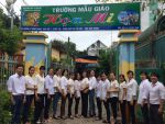 Tập thể CBVC trường mẫu giáo Họa Mi