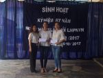 Trao giải nhất, nhì  cho 2 đội tham gia thi kéo co